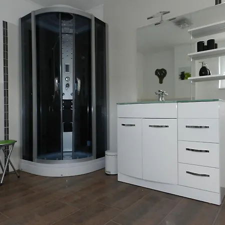Panoramalodge Ruegen 펜션 알테파흐르