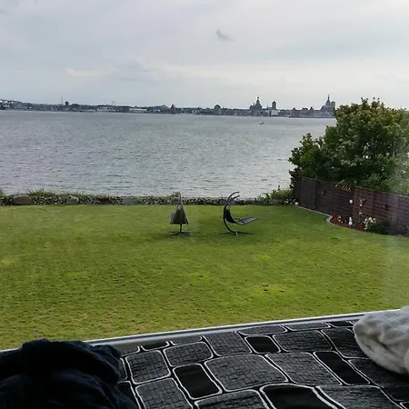 Panoramalodge Ruegen * 알테파흐르